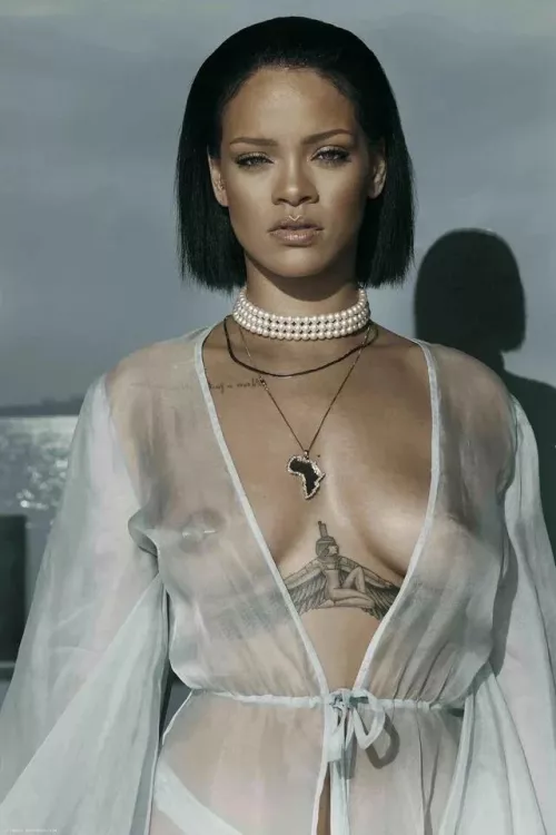 Rihanna 😍🤤🤪