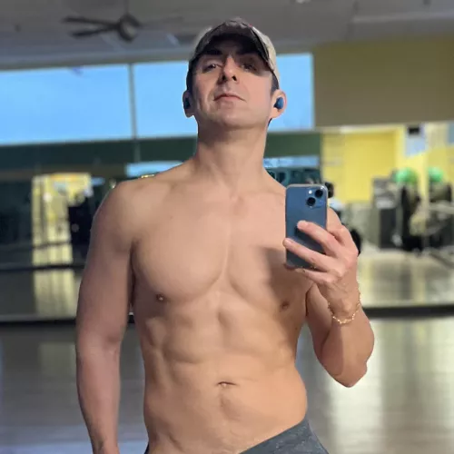 Rise and grind y'all!! Another Monday to wipe the slate clean and start fresh. Go be awesome!!