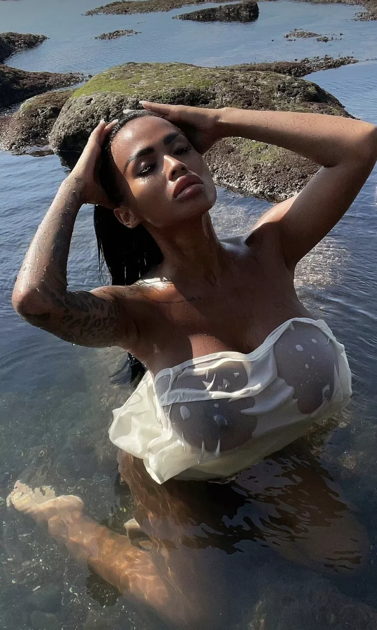 Sex on the beach is meant for me and you