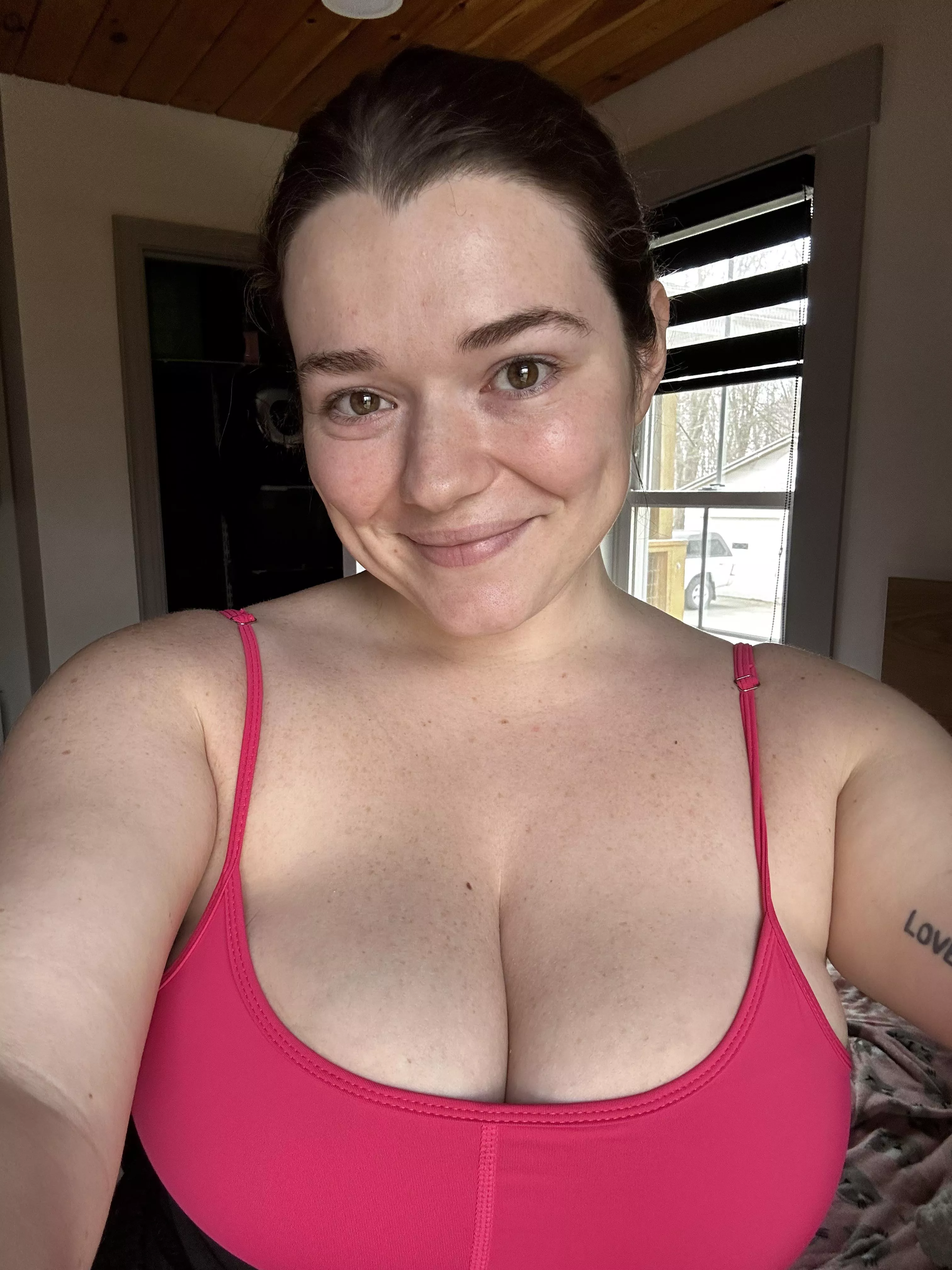 This color really brings out my freckles.