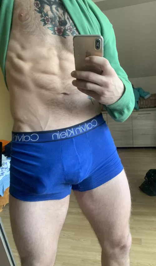 U dont need glasses for that