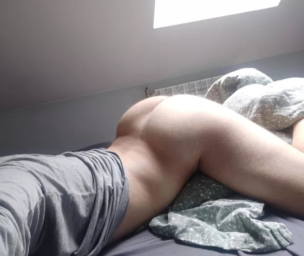 (21) Really need someone inside me