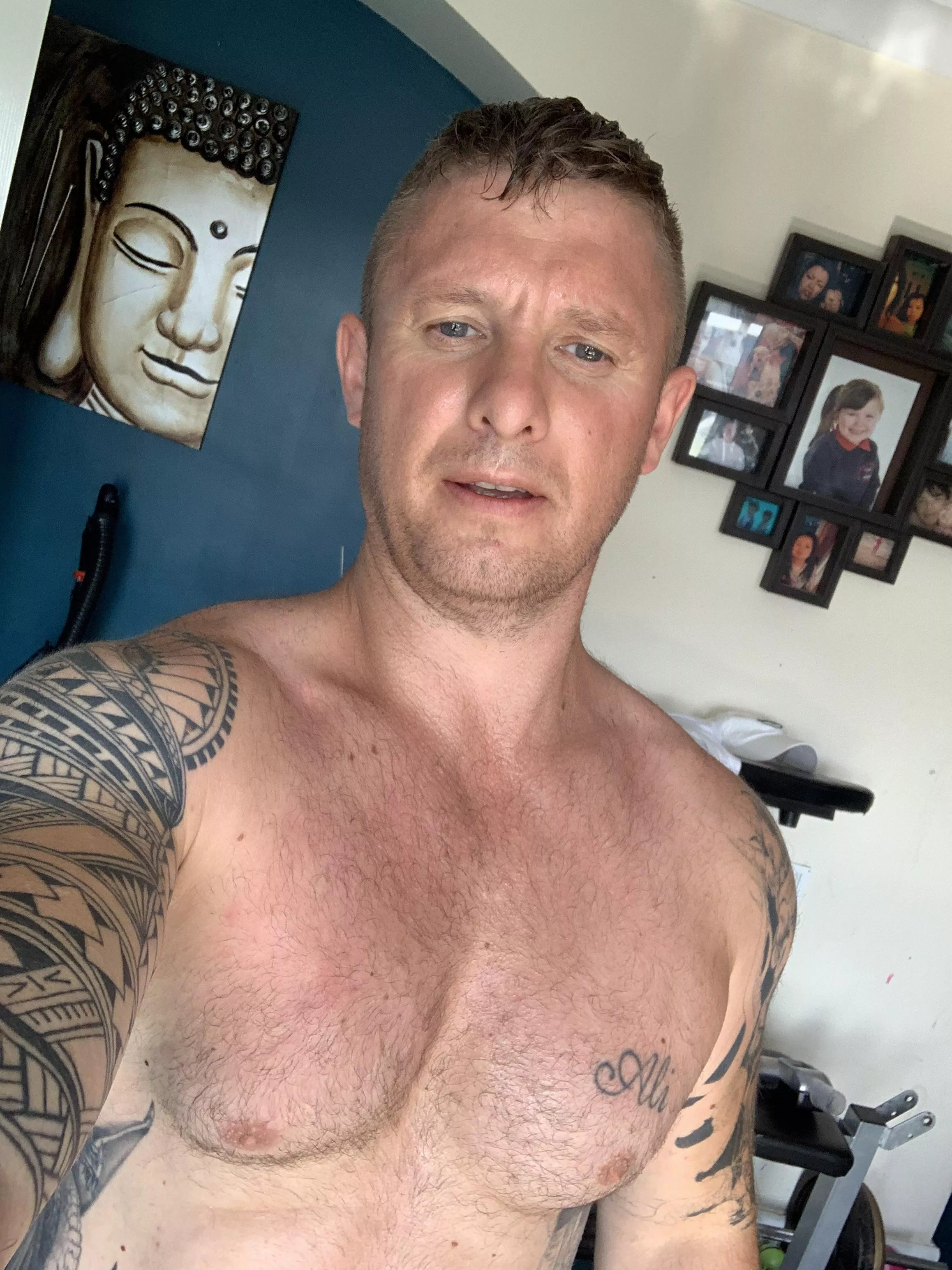 (37) just playing around on Reddit and looking for some good vibes , been pretty dull lately