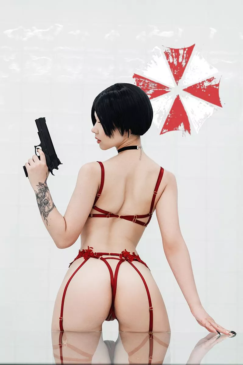 Ada Wong from Resident Evil by Miss Mononoke (tami_yuurei)