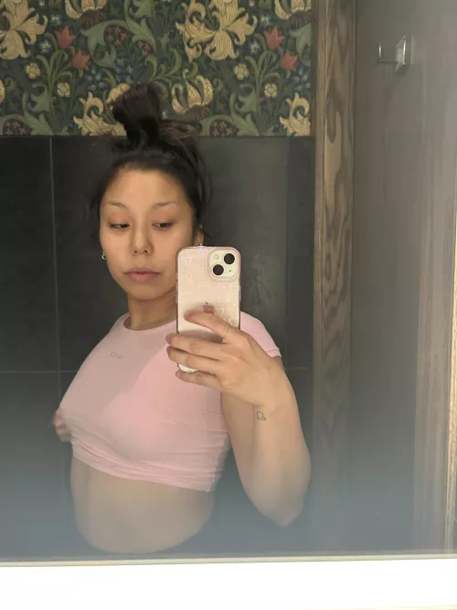 Can I send you pics like this when I'm out? <3