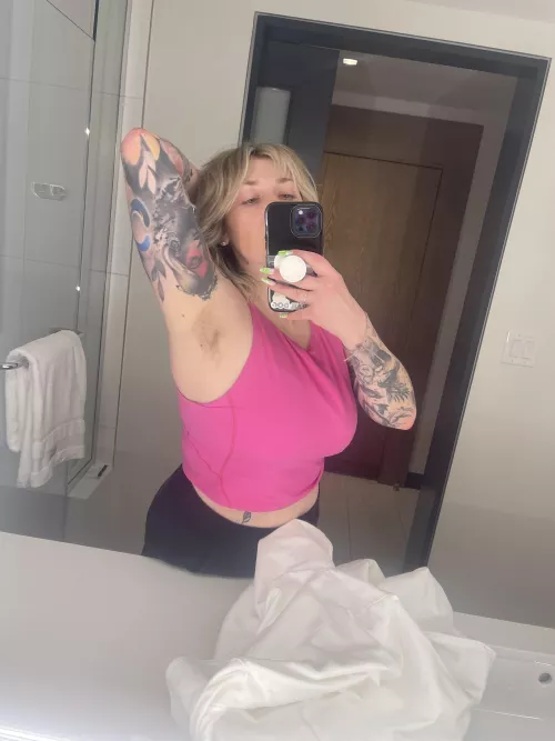 Do you like pits that match the pussy?