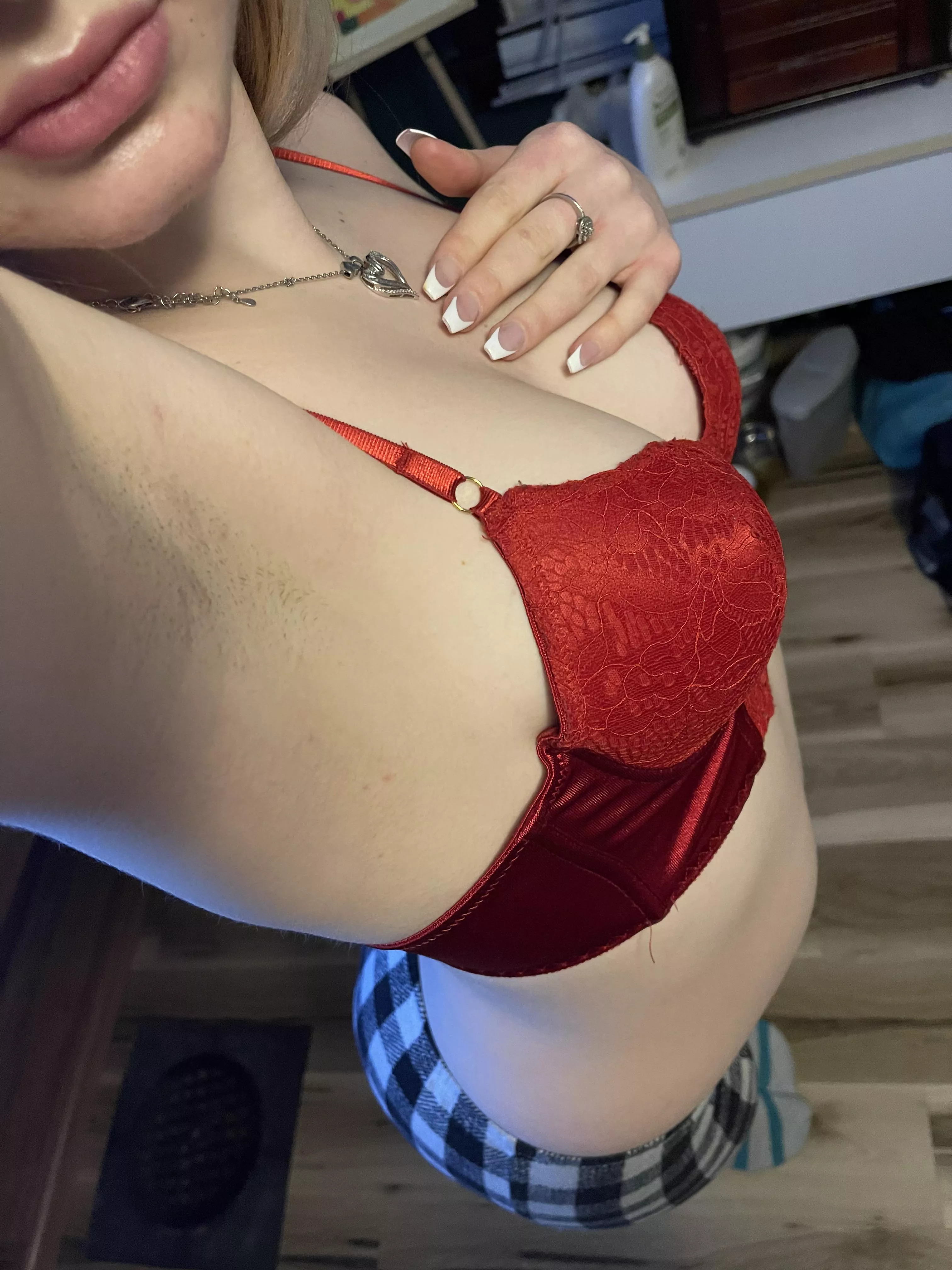 Give my pits a tongue bath