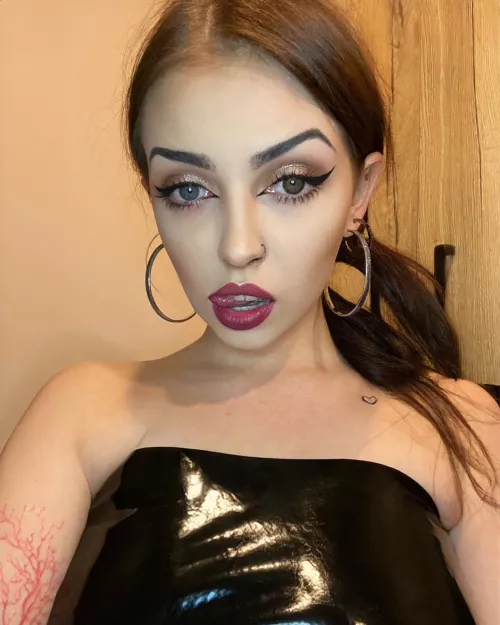 Good morning to you subs 👿🥵