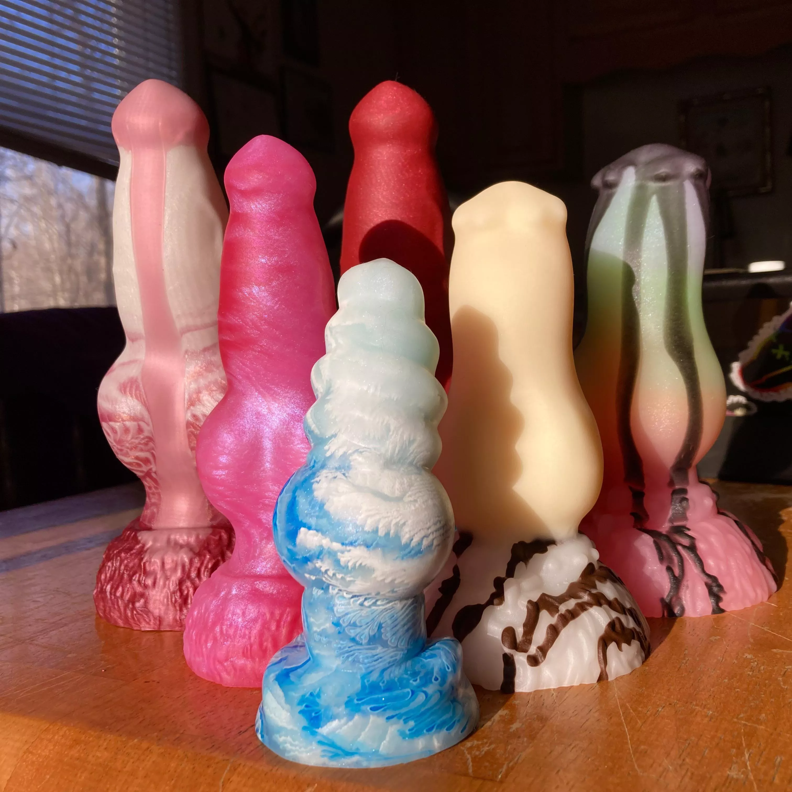 group photo of the knotty bois🐺♥️