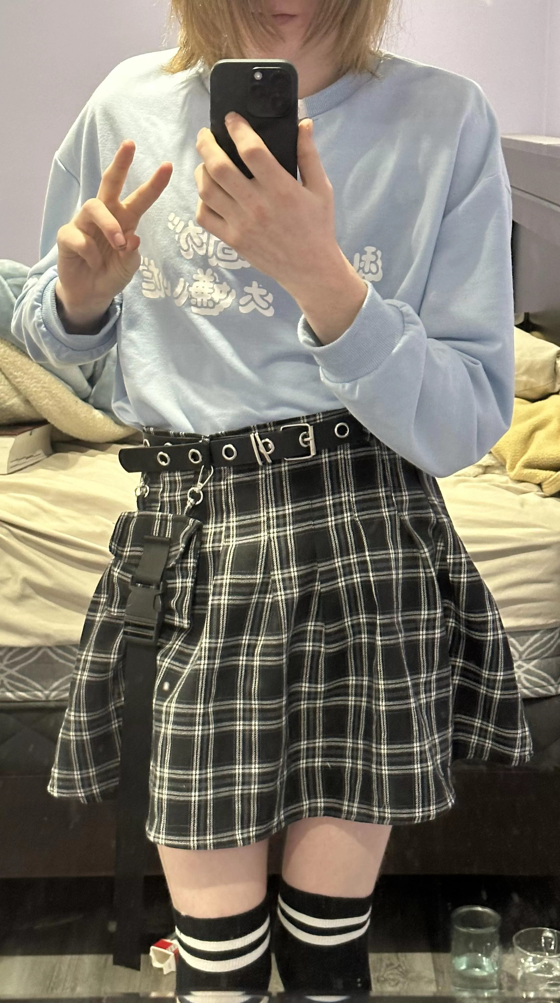 Hii, I can’t think of a title :(