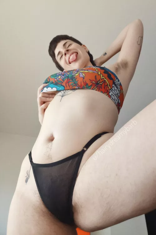 I will try to make your Monday not bad 🌹