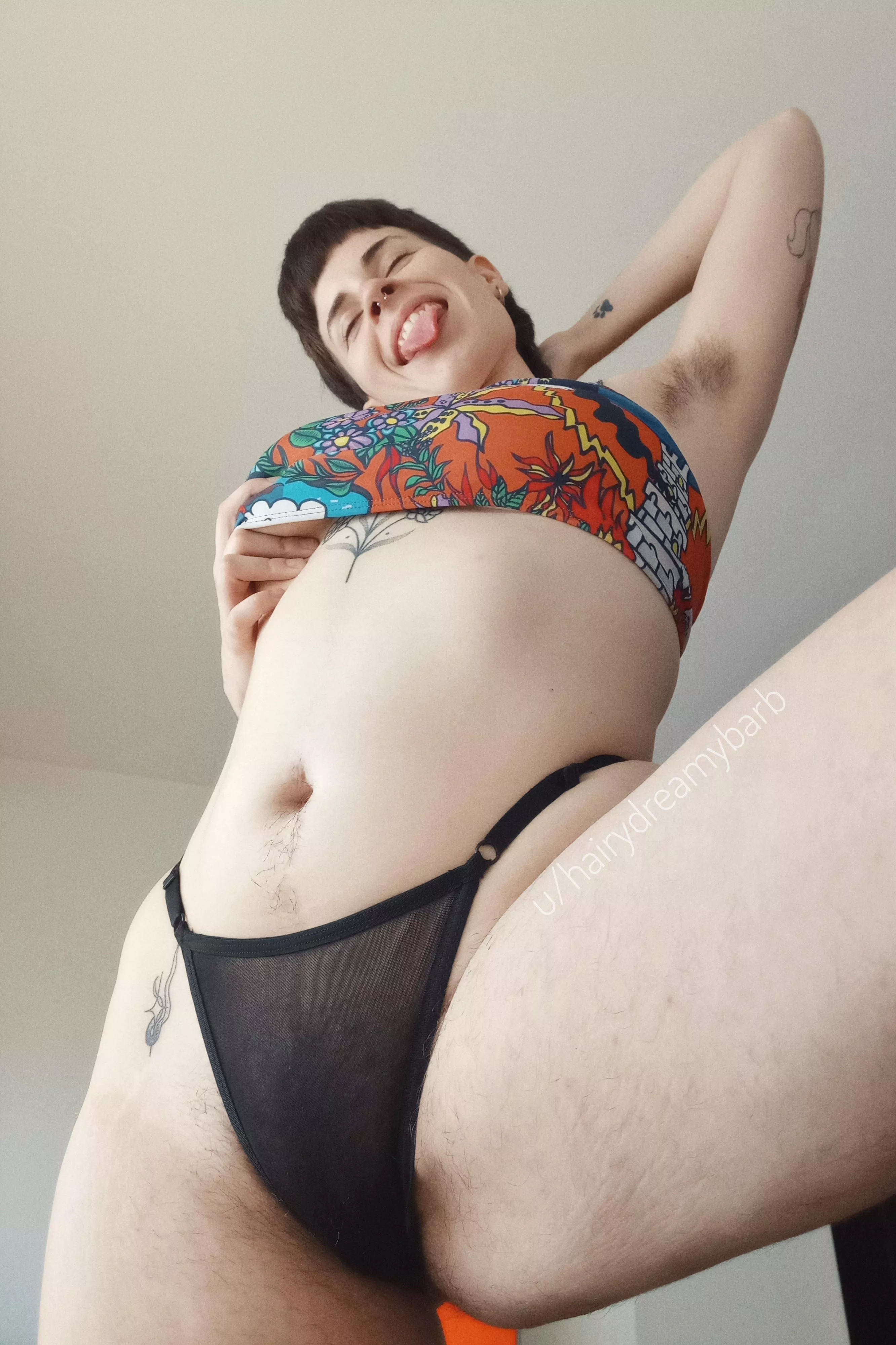 I will try to make your Monday not bad 🌹