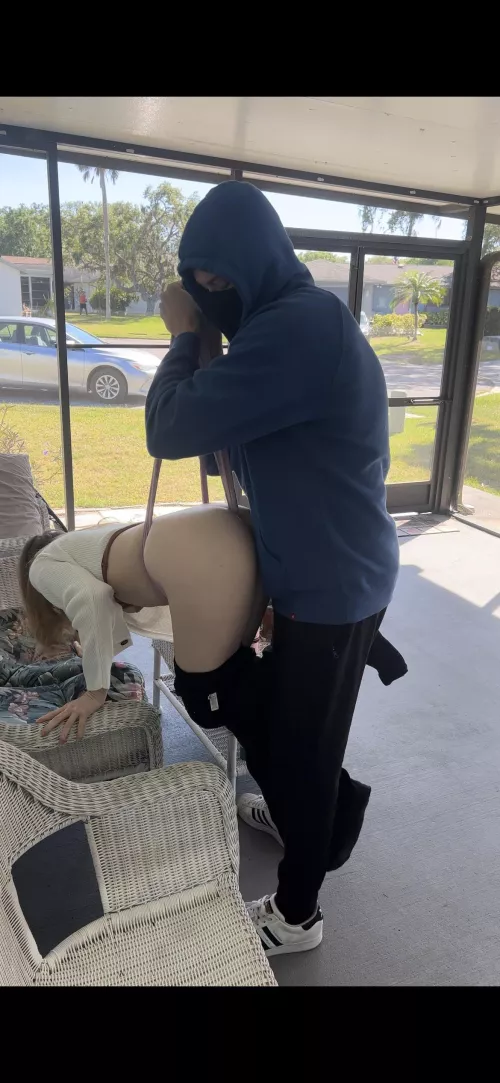 If you zoom in you’ll see our neighbor doing yard work 😭🤦🏼‍♀️