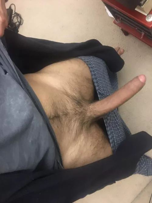 Just a kinky Italian who wants you to throat my sausage