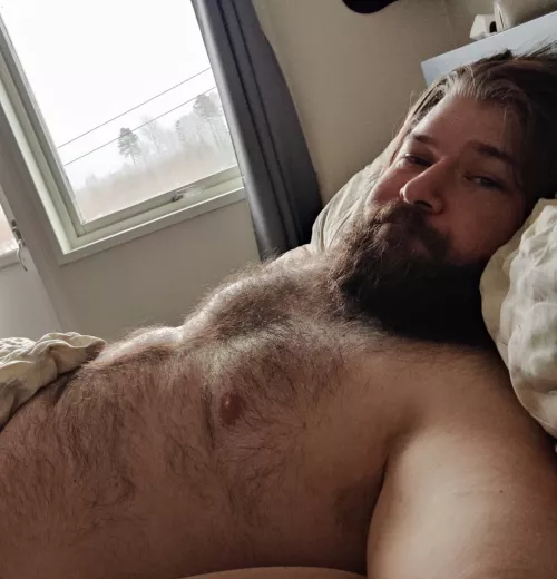 Let's just hibernate until the snow is gone 🙈🐻