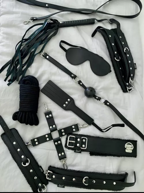 New toys were delivered today…who wants to play 😏🙌🏼