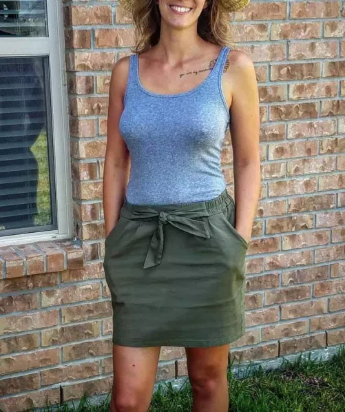 No bra for a beautiful day