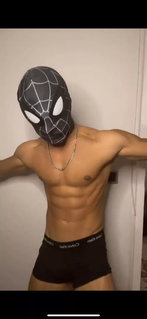 Please Lick my ABS😛