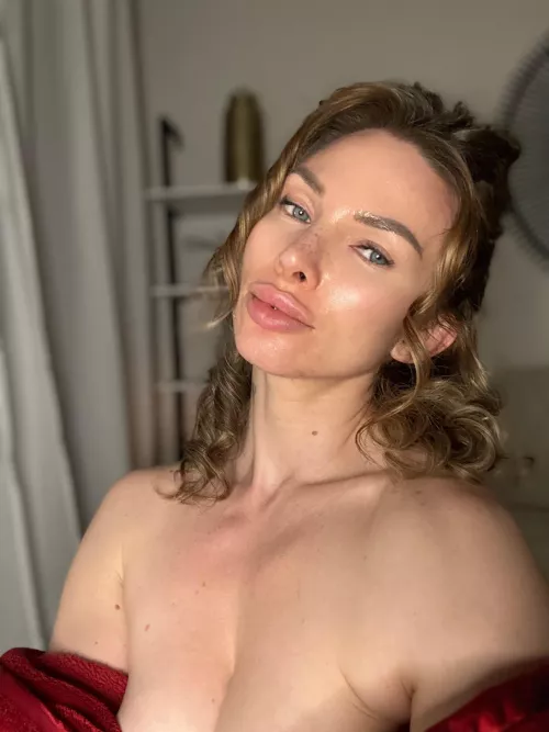 Wanna be my boyfriend?