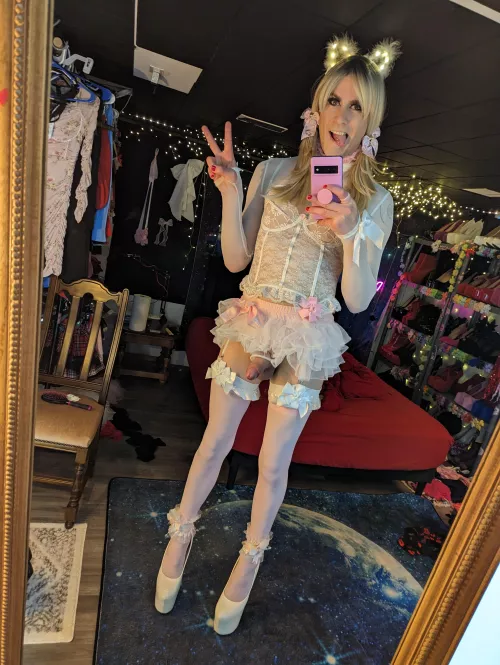 Wearing this outfit makes me so horny!