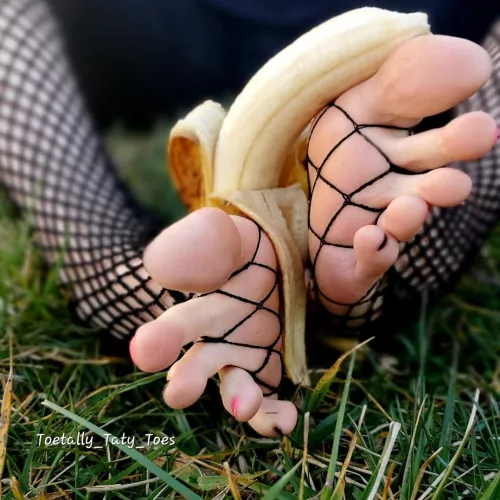 You know you wanna bite [OC].