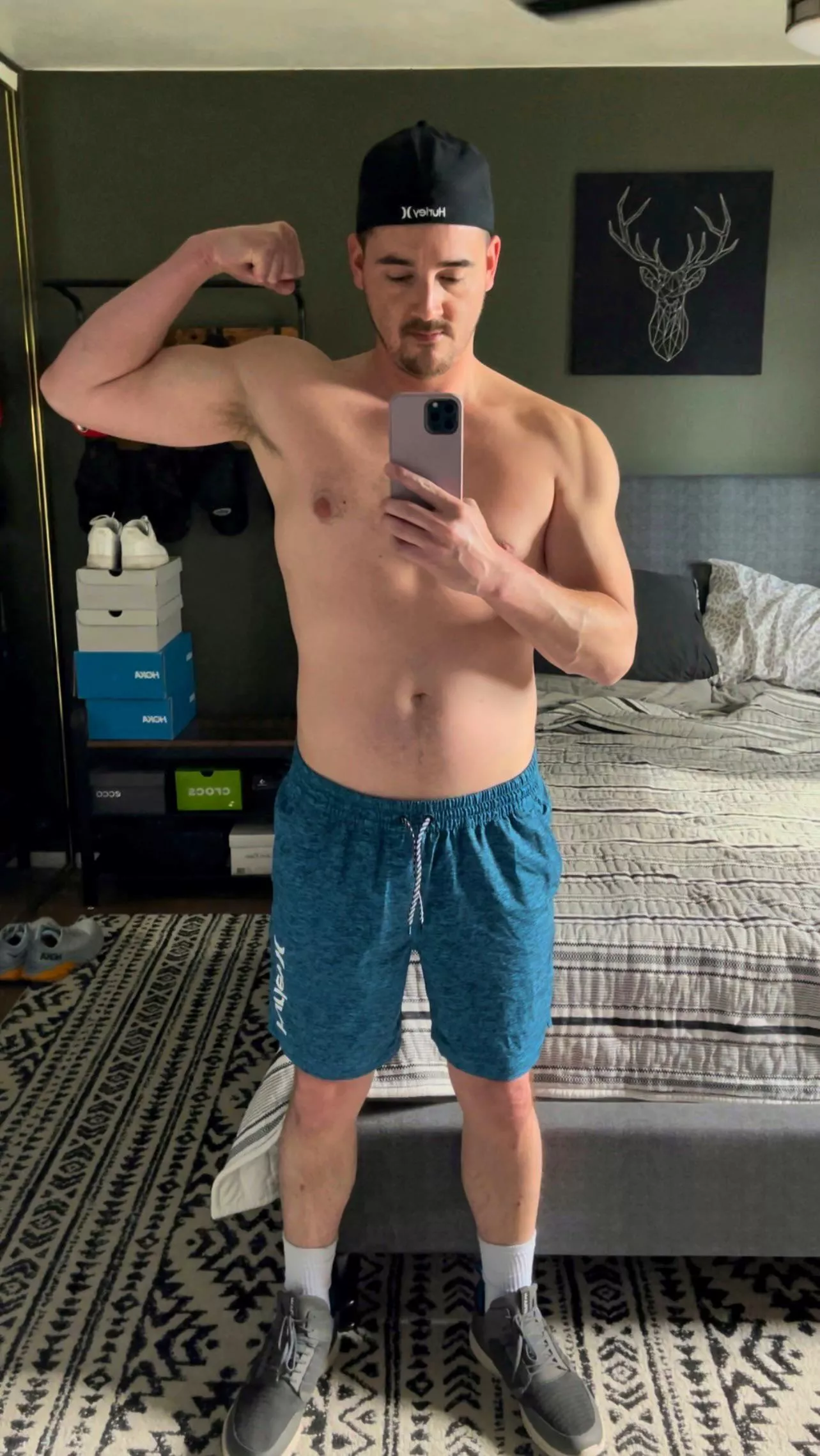 2 years on Reddit - Happy anniversary bros 💪🏼