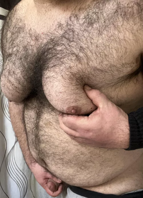 (40) Plop this titty in ur mouth 🐻🍼