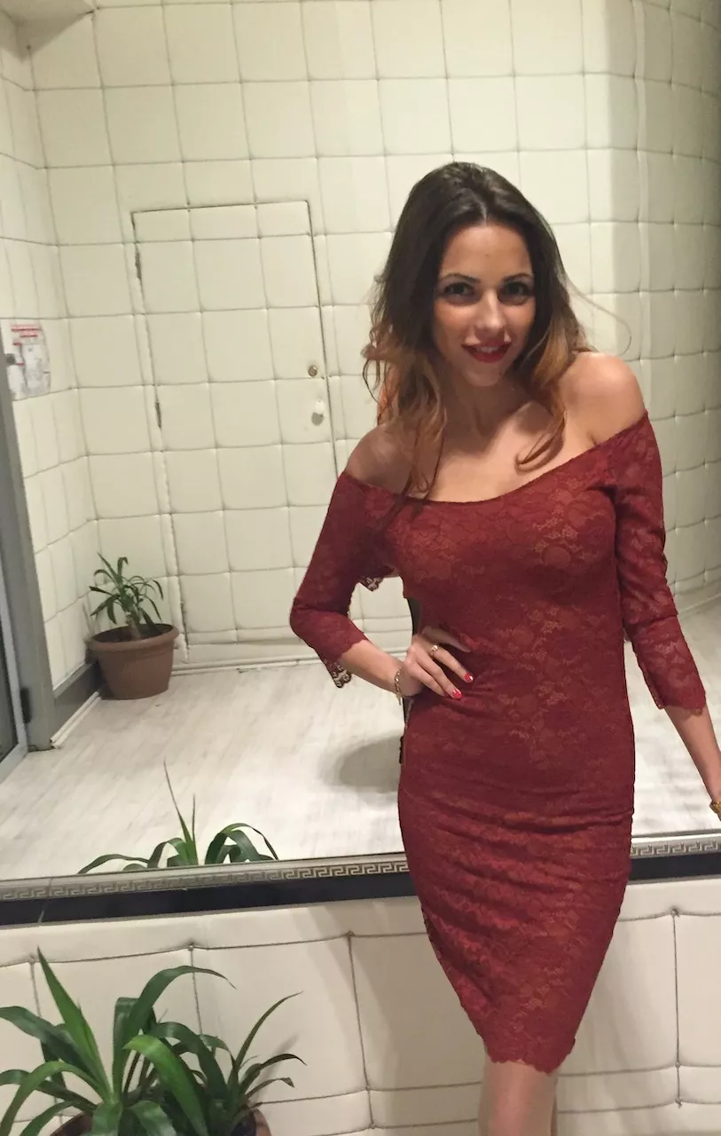 Baby can you handle a domme?