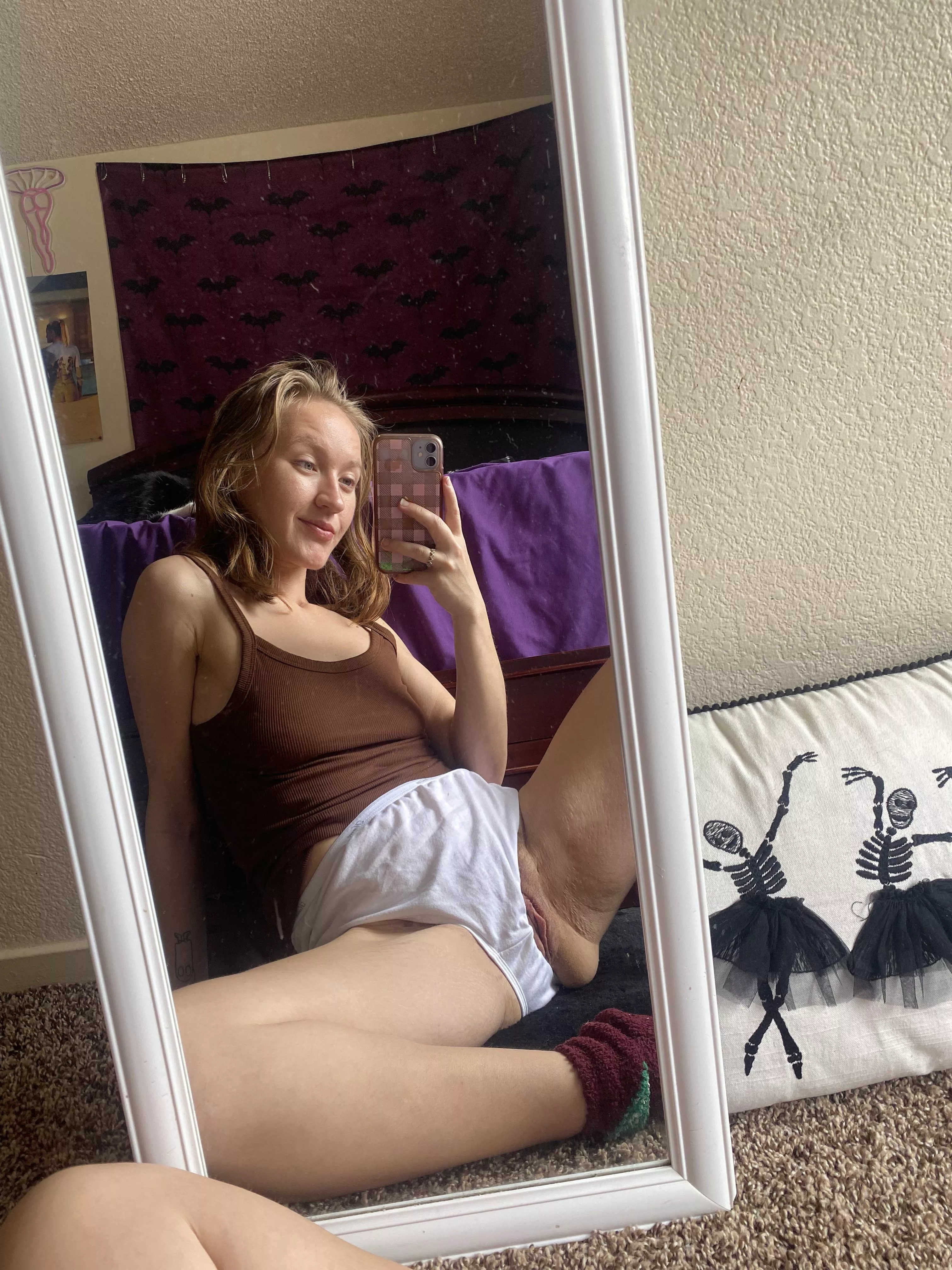 Didn’t mean to buy panties so big, but it’s kinda hot?