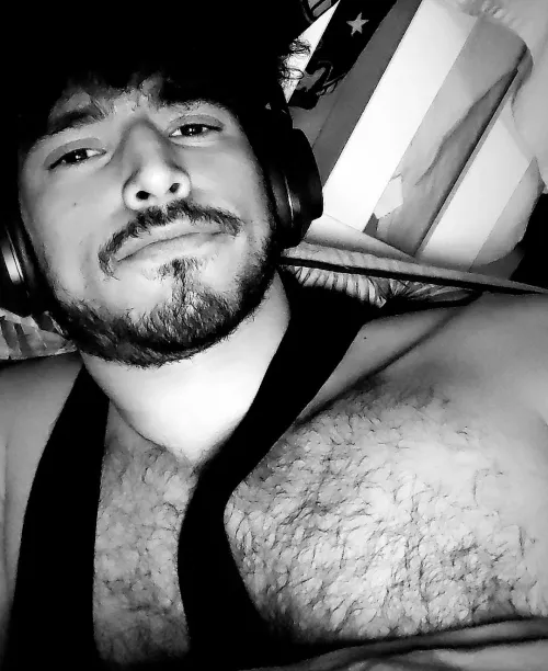 Hola que tal! 🍀. Hope you'll have a nice day.