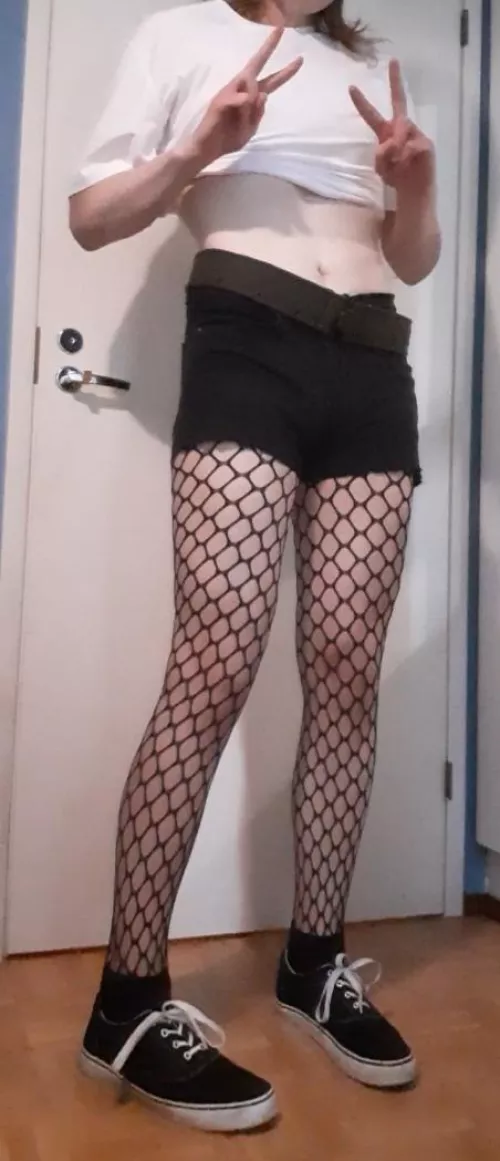 I got the fishnets! How do they look?