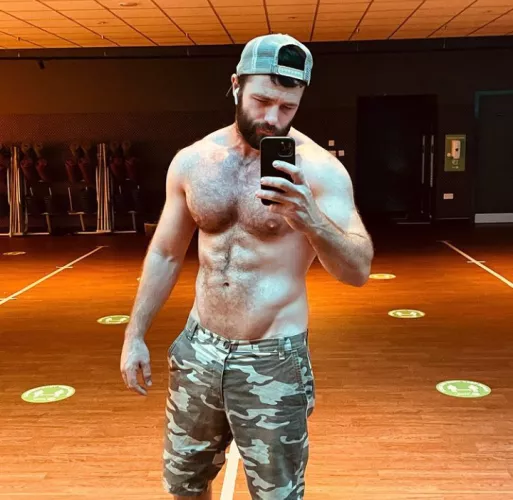 I'm finding happiness in doing what brings me joy💗.