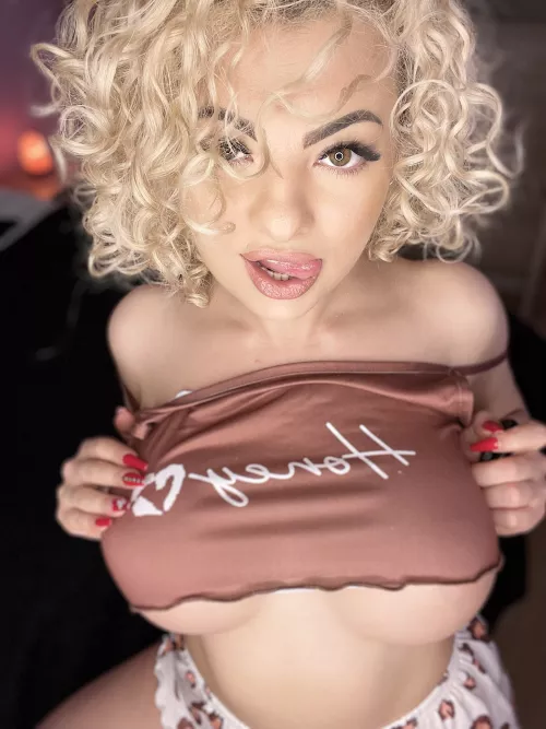 Make me your doll and fuck me hard!