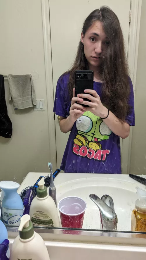 Took this completely randomly and yet it came out so well (ignore the mirror)