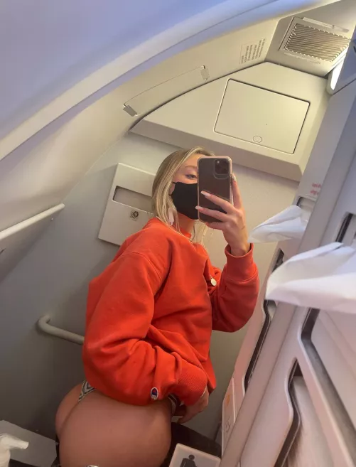 A quickie until my parents get home