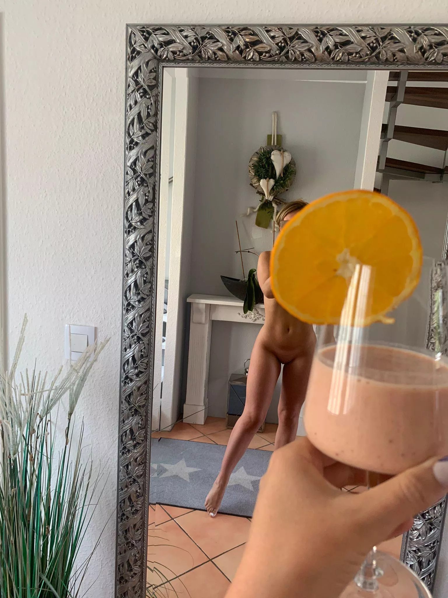 [challenge] can someone cum on her ?