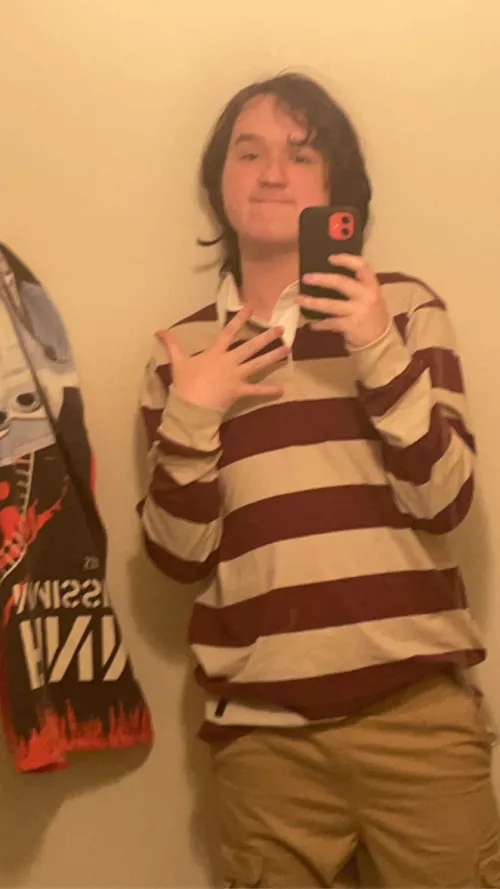 Hi, first post here