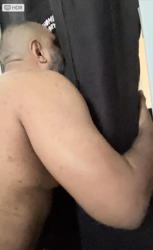 I love when my gloryhole visitors take charge and use my throat like a fleshlight mouth pussy