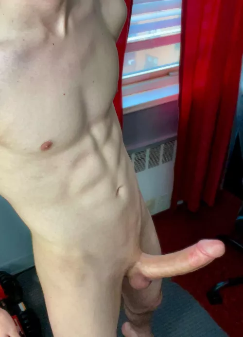 I may be skinny but my cock is not