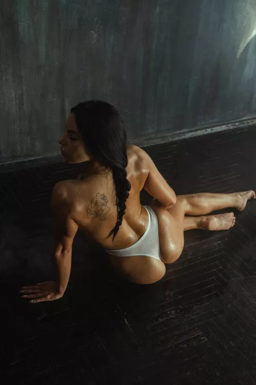 I really want a strong man and a dick