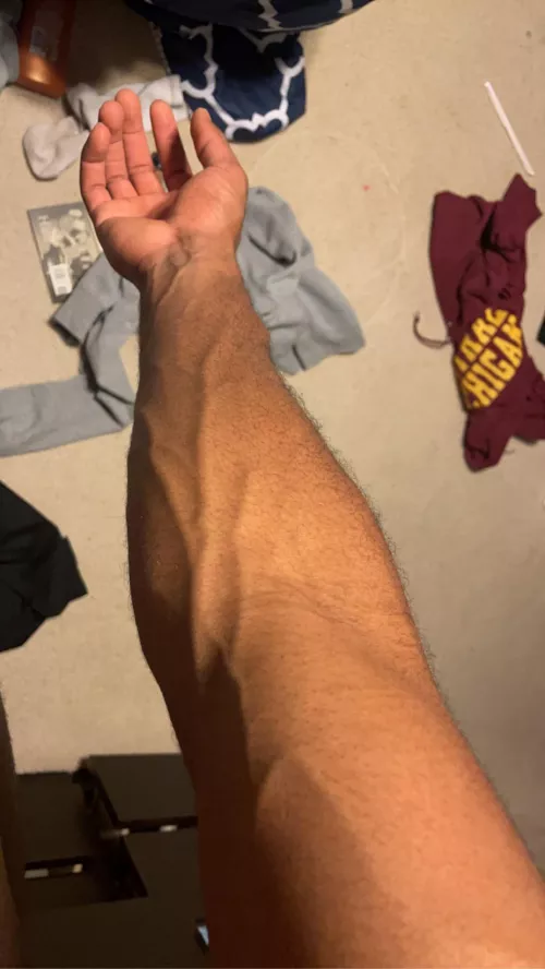 Ignore the mess… focus on the arm😂