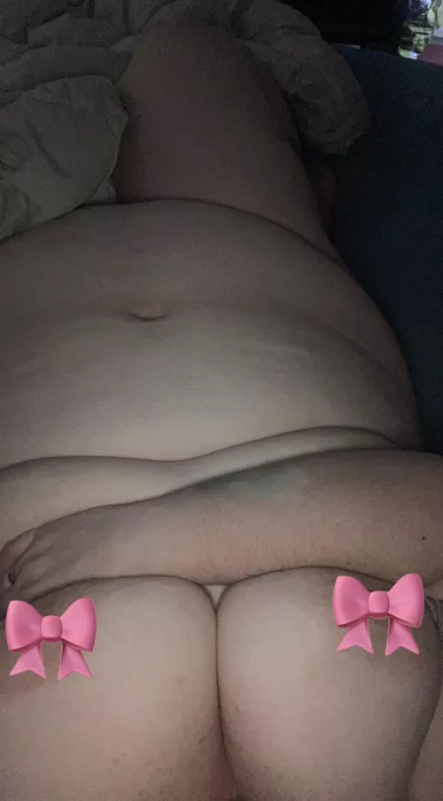 It is titty, tummy and thigh Thursday today 😜😈