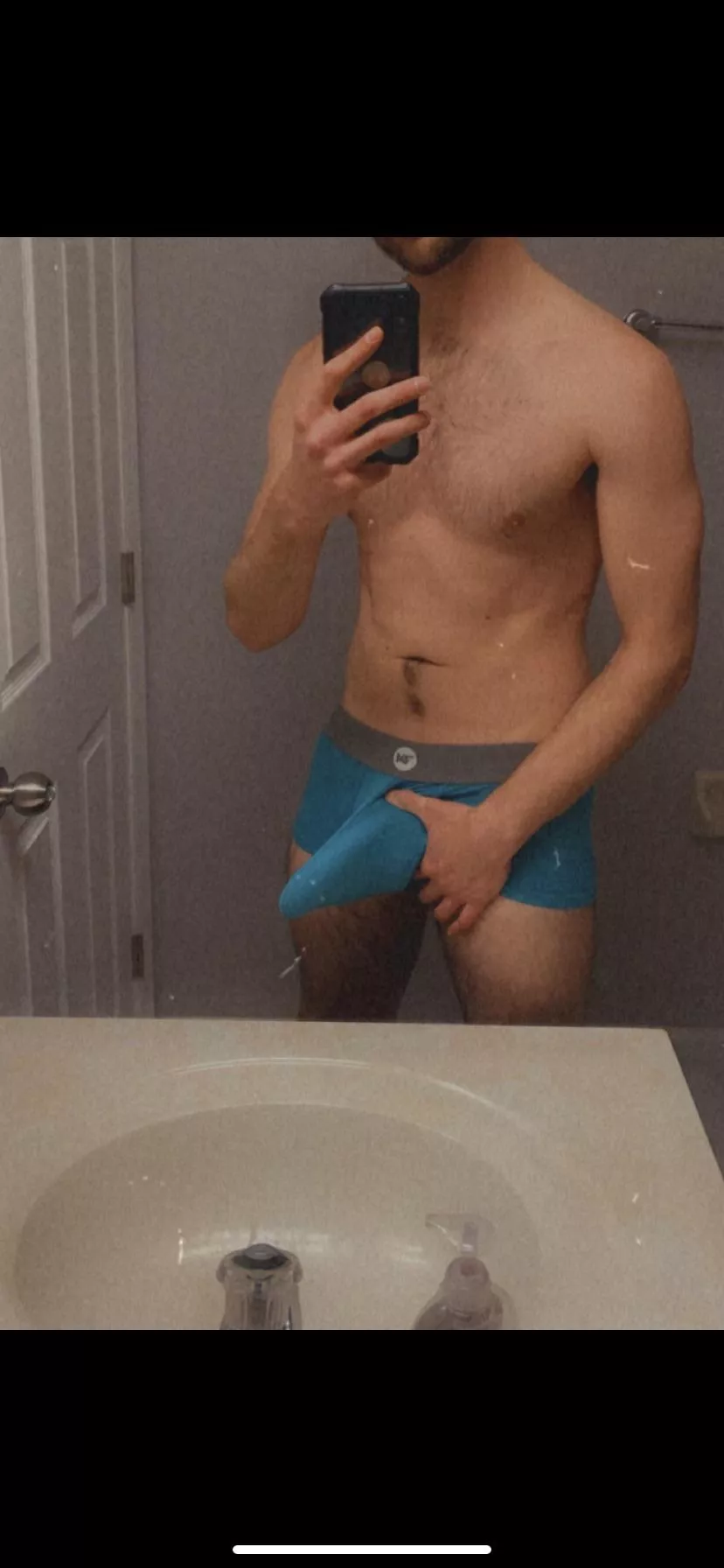 Just a big bi cock 😇