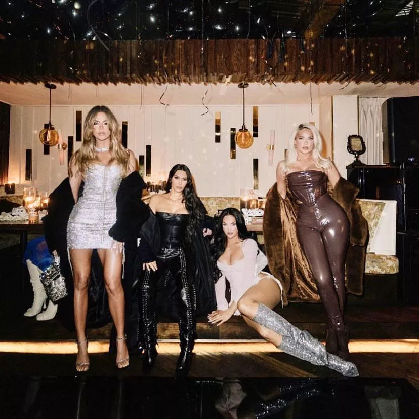 Kim w/ Khloe and friends