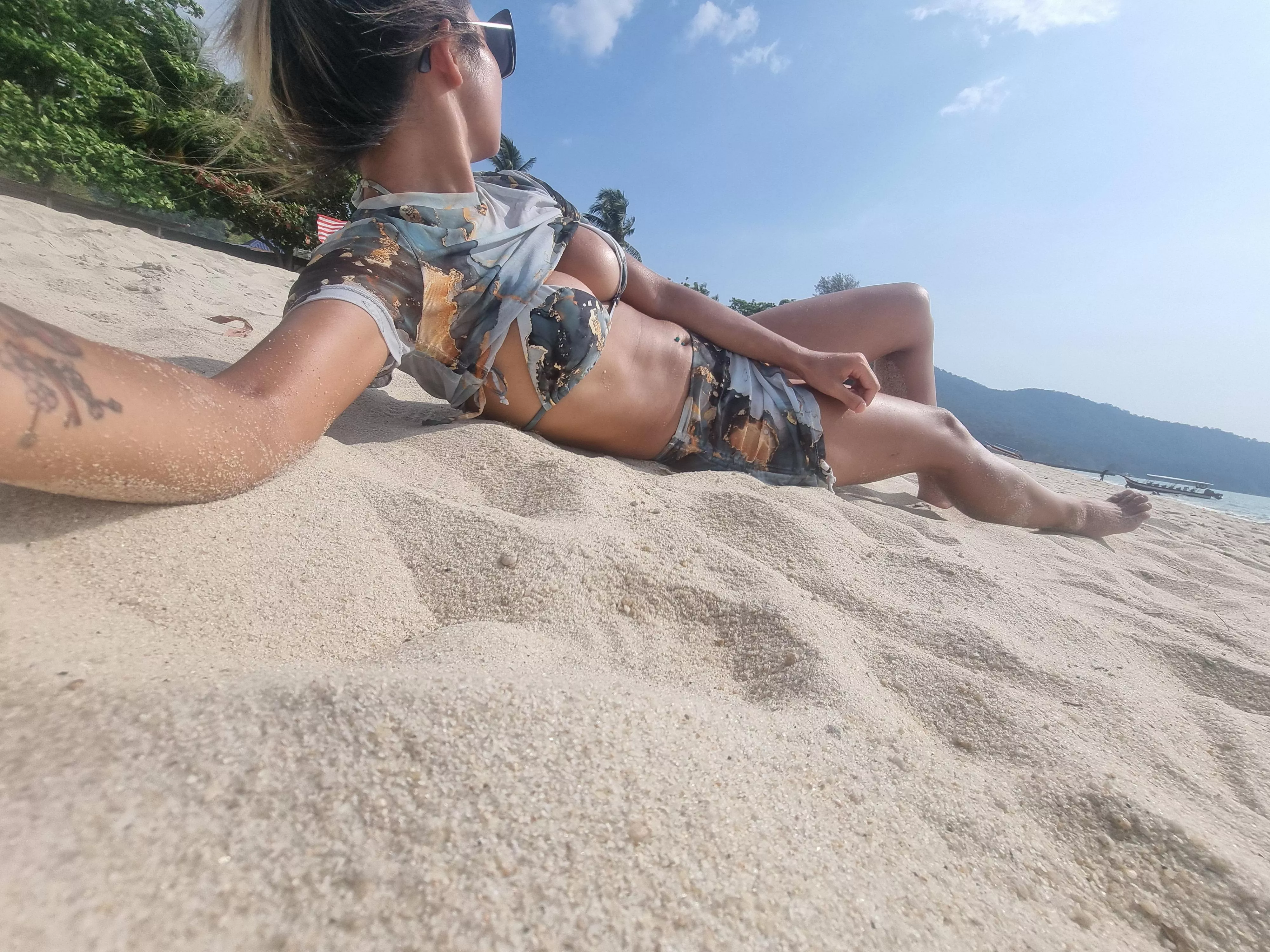 Miss M (@thisishellmel) [onlyfans]