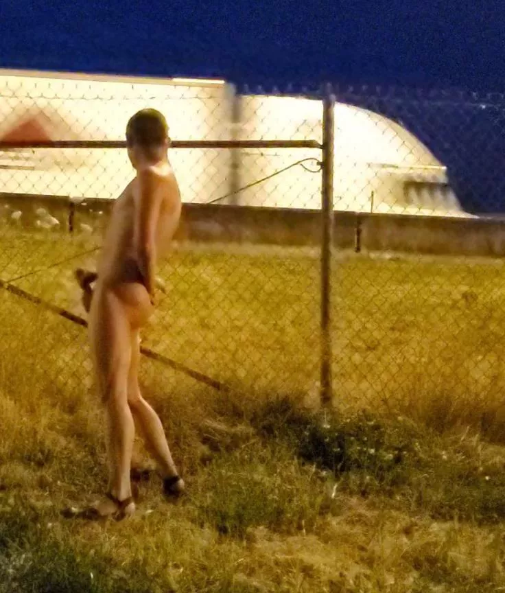 Next to highway, with some eye contact that made me squirt