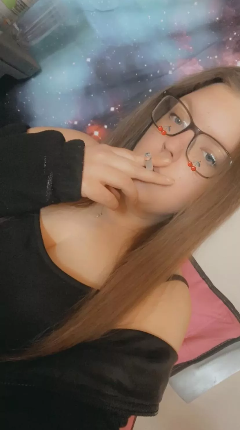 People always tell me “you don’t look like you smoke!” What do you think?