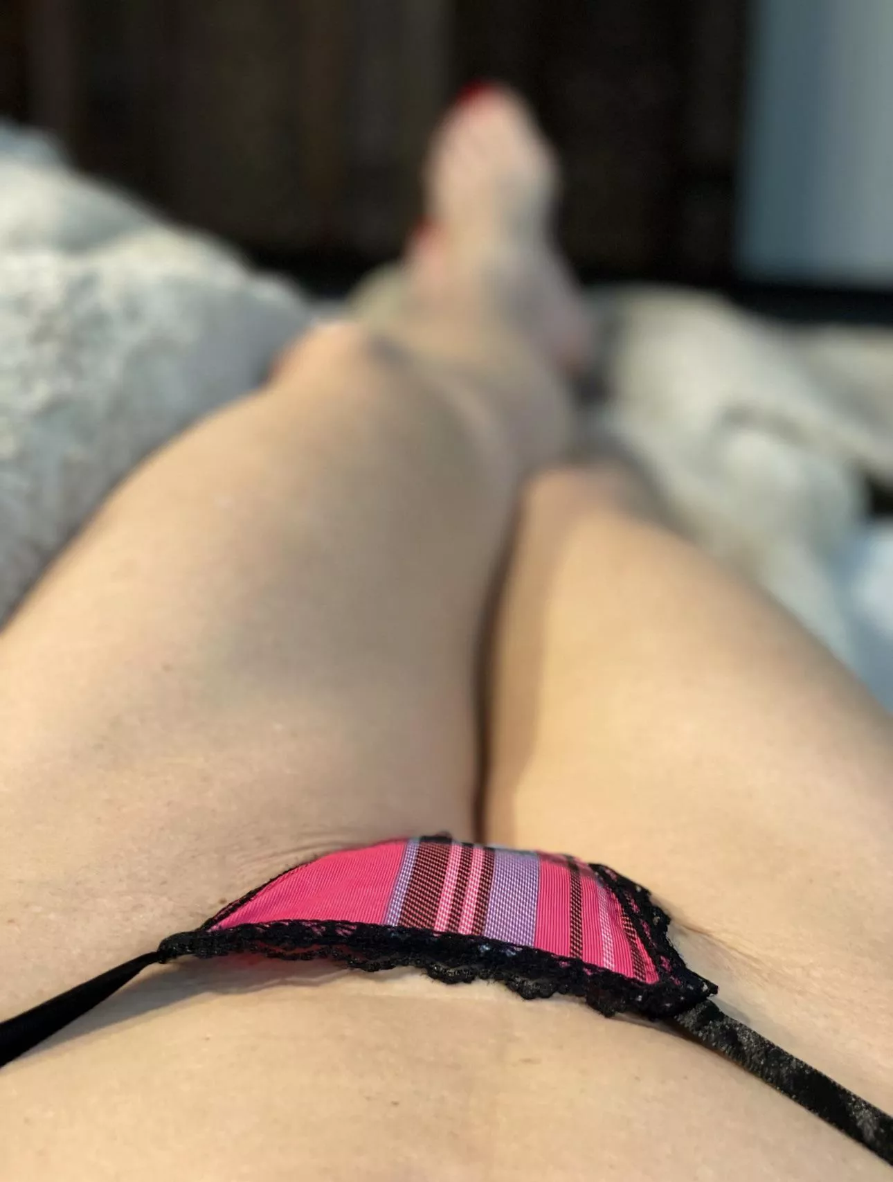 Ready to wrap up Hump Day with a glass of wine!