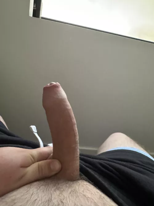 Sitting or sucking? (M)