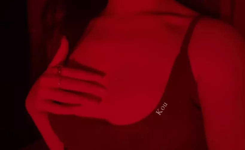 something sfw, (f)eaturing my hand 💋